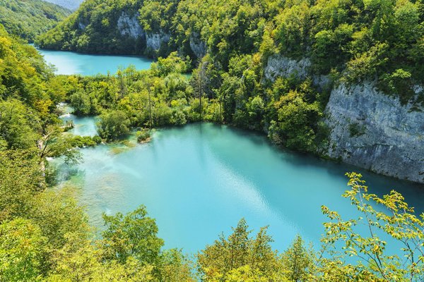 Comment planifier une visite des lacs de Plitvice en Croatie : itinéraires et meilleures saisons ?
